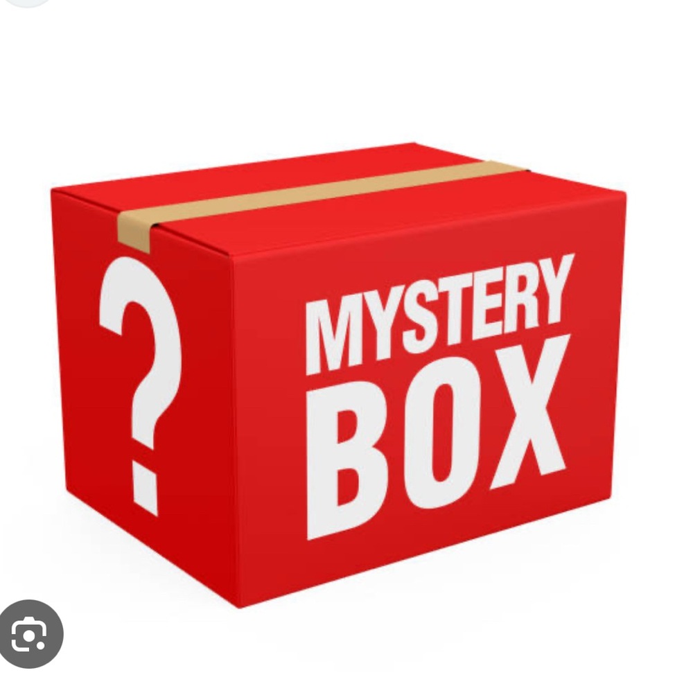 Mystery Box of 21 Papyrus Cards